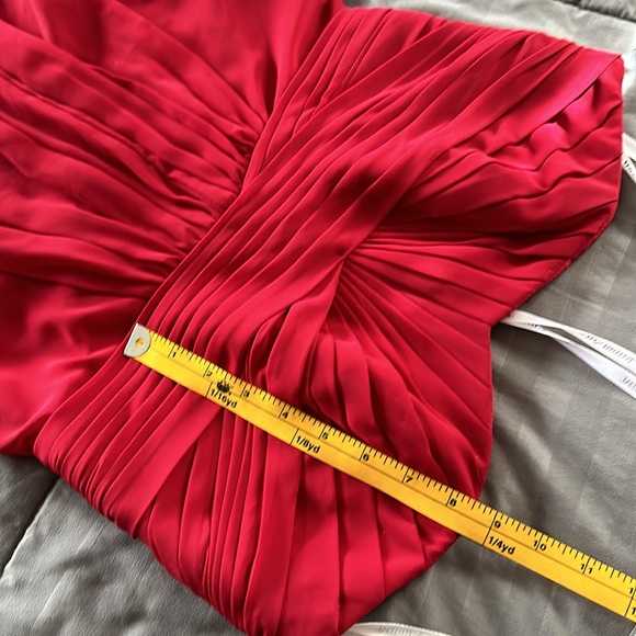 David’s Bridal RED LONG STRAPLESS CHIFFON DRESS - Picture 4 of 6